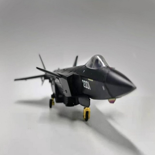 SCIFIGURE INDUSTRY J-20B LUMITENT BLACK VERSION,Preorder